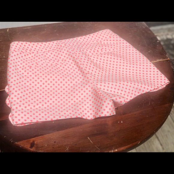 J Crew Never Worn scalloped Shorts Size 2 - Picture 3 of 5